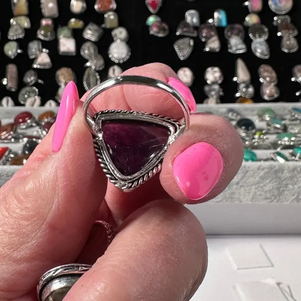 💕 Amethyst silver plated gemstone ring. Stamped‎ 925 size 8 hand made - Picture 2 of 2